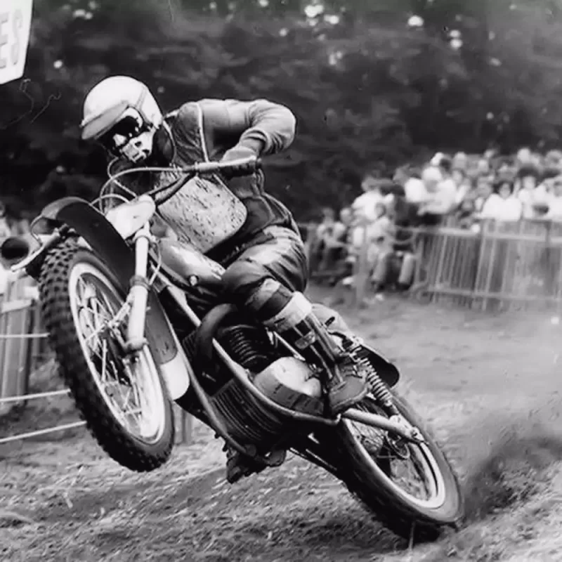 Guennady Moiseev trở thành nhà vô định giải đua Motocross Championship lần thứ 2 cùng AGV