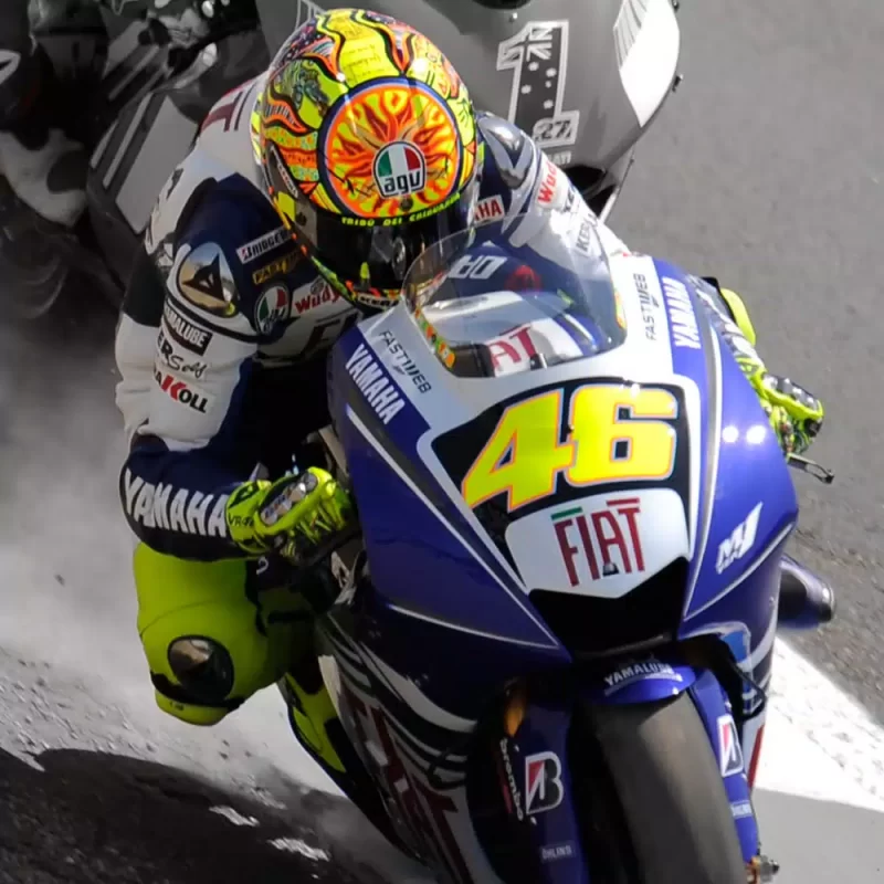 Valentino Rossi vô địch thế giới lần thứ 9, tất cả đều với sự đồng hành của AGV