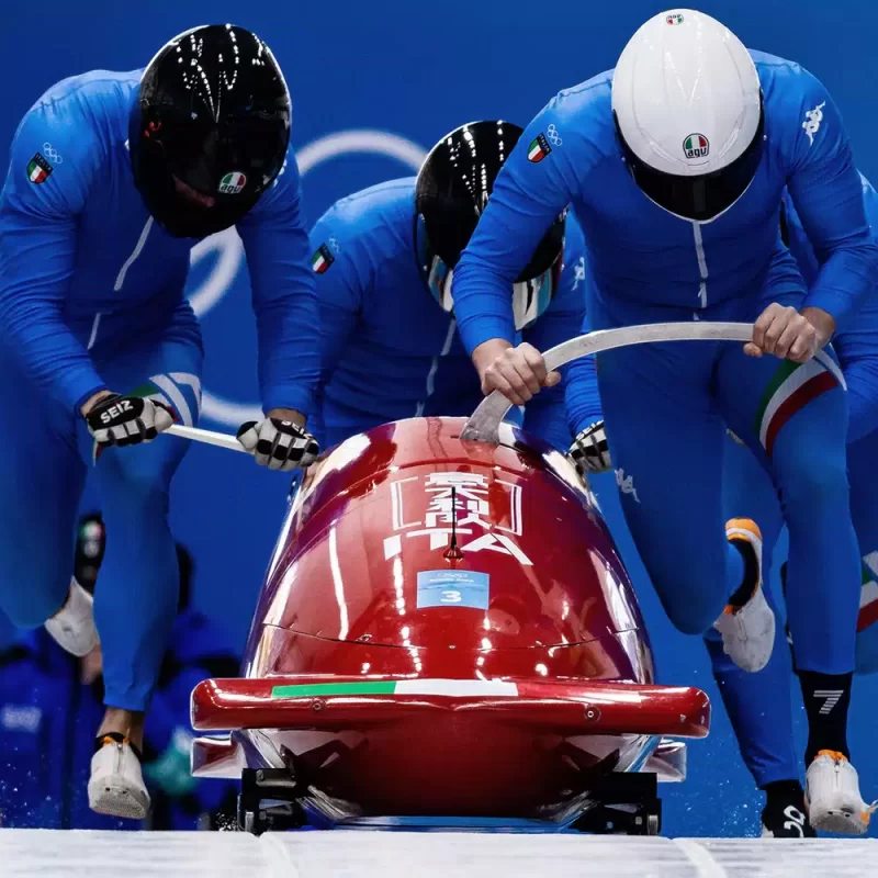 AGV đồng hành cùng đội Bobsleigh của Ý tại Thế vận hội Mùa đông